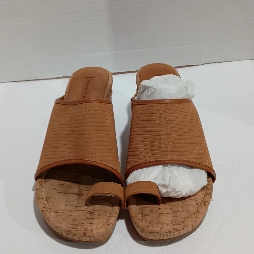 Donald Pliner Cork Wedge Heel, Ring Toe Leather Slide. size 91/2 M